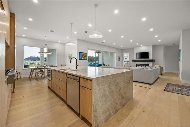 1532 Laguna N, Pelican Bay, TX 76020