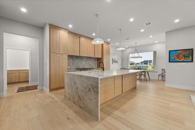 1532 Laguna N, Pelican Bay, TX 76020