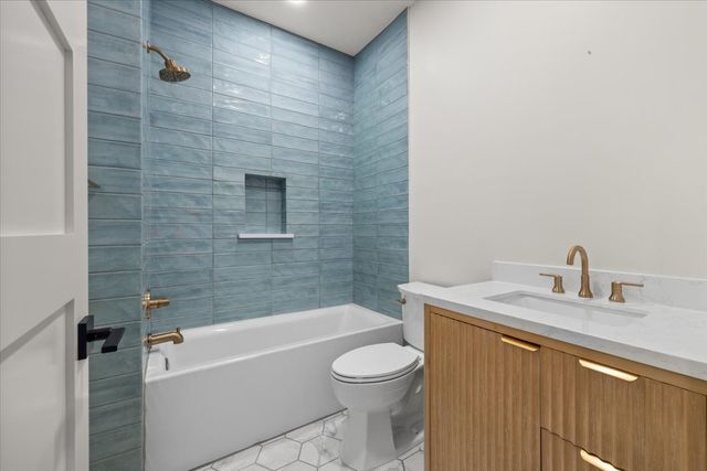 1532 Laguna N, Pelican Bay, TX 76020