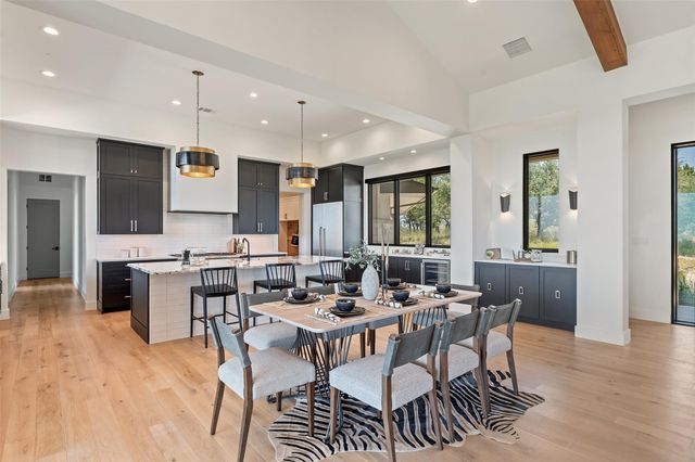 416 Julieanne CV, Dripping Springs, TX 78620