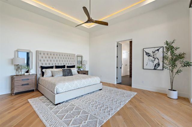 416 Julieanne CV, Dripping Springs, TX 78620