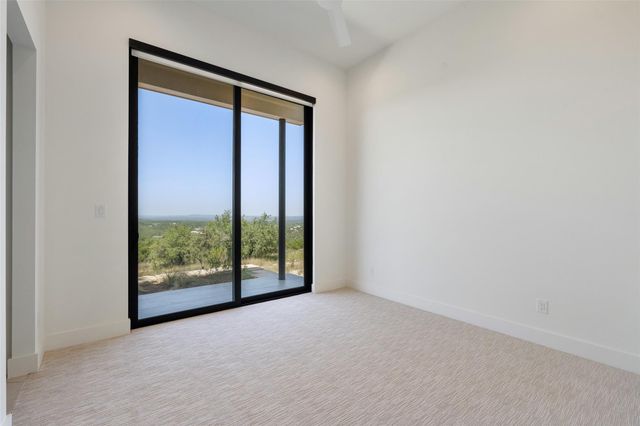 416 Julieanne CV, Dripping Springs, TX 78620