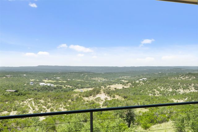 416 Julieanne CV, Dripping Springs, TX 78620