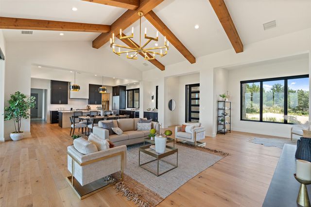 416 Julieanne CV, Dripping Springs, TX 78620