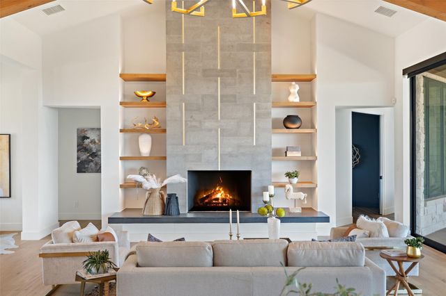 416 Julieanne CV, Dripping Springs, TX 78620