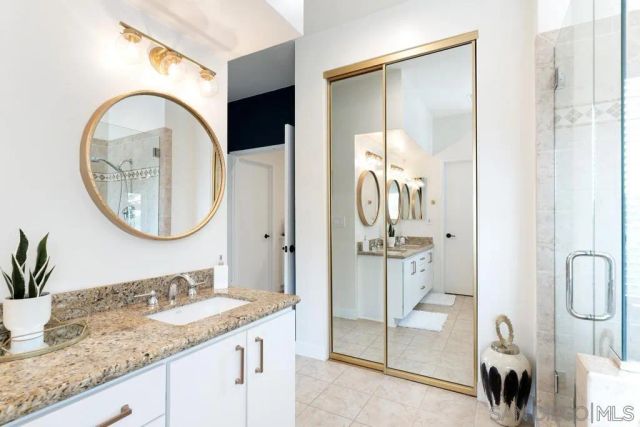 170 Las Banderas Dr, Solana Beach, CA 92075