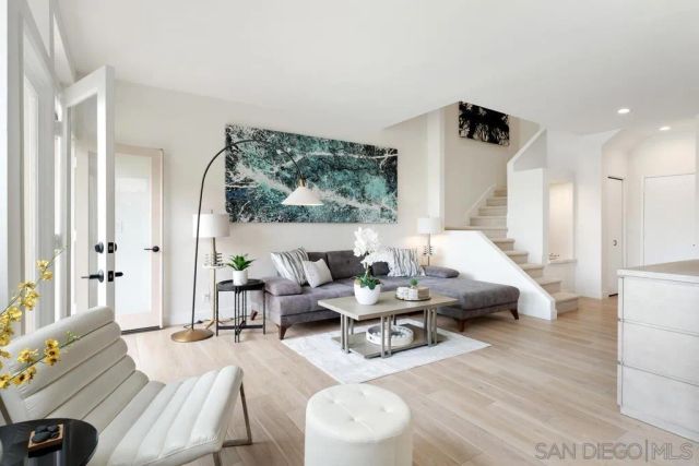170 Las Banderas Dr, Solana Beach, CA 92075