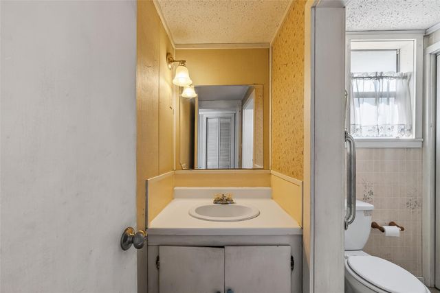 5116 Ike Frank Road, Santa Fe, TX 77517