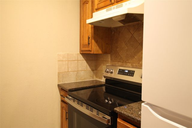 217 Matt Place, Grand Prairie, TX 75051