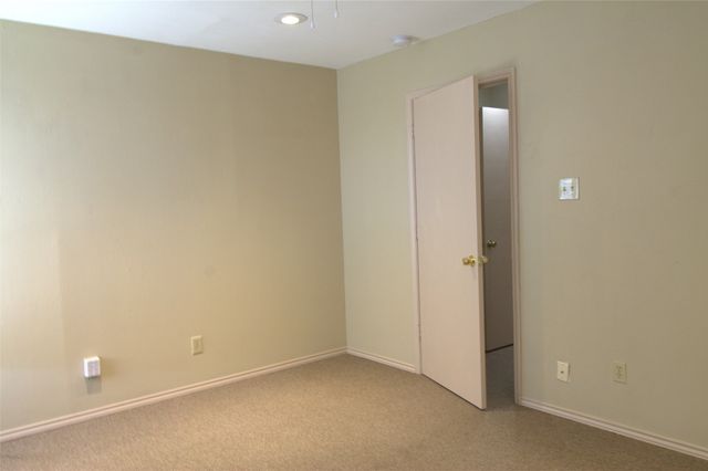 217 Matt Place, Grand Prairie, TX 75051