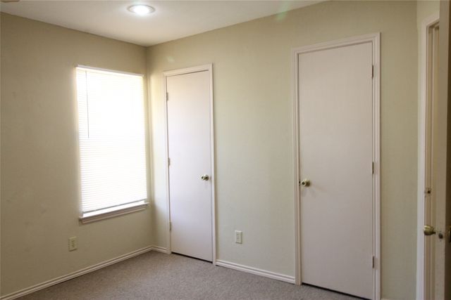 217 Matt Place, Grand Prairie, TX 75051