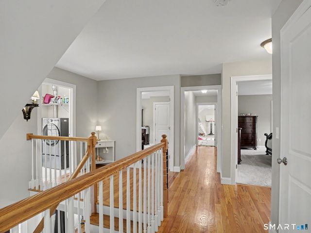42 Ridgewood Terrace, North Haven, CT 06473