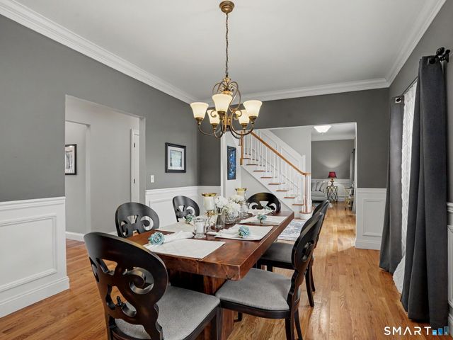42 Ridgewood Terrace, North Haven, CT 06473