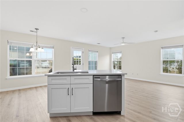 69 Ashleigh Lane, Savannah, GA 31407