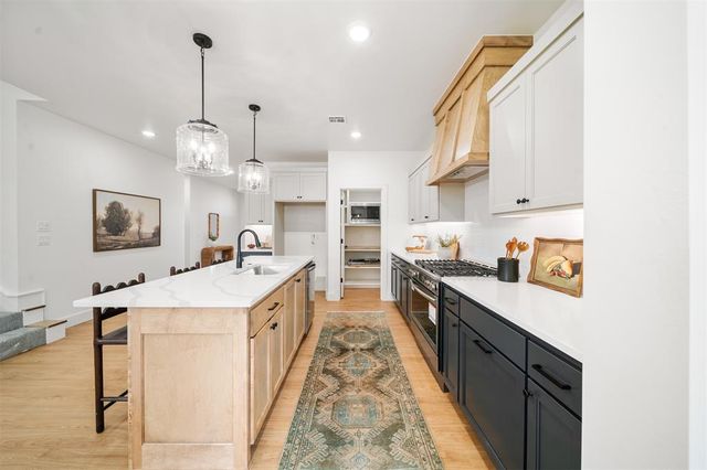 5804 NW 154th Terrace, Edmond, OK 73013