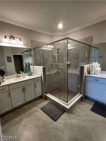 2353 Anguilla DR 202, Naples, FL 34120
