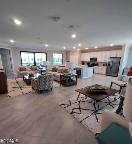 2353 Anguilla DR 202, Naples, FL 34120