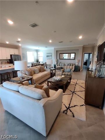 2353 Anguilla DR 202, Naples, FL 34120