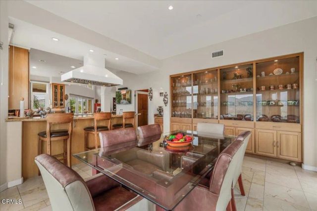 579 Glade Drive, Santa Paula, CA 93060