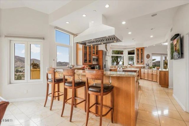 579 Glade Drive, Santa Paula, CA 93060