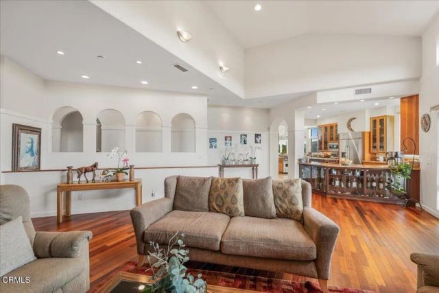 579 Glade Drive, Santa Paula, CA 93060