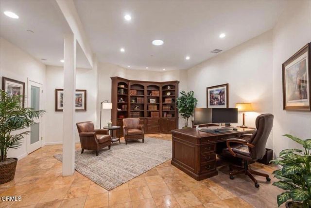579 Glade Drive, Santa Paula, CA 93060