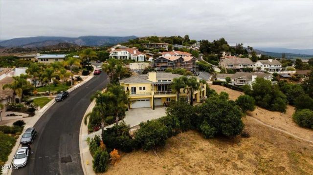 579 Glade Drive, Santa Paula, CA 93060