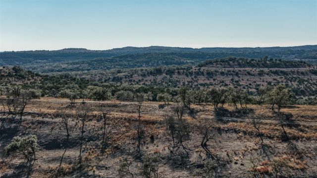 2530 County Road 408 S, Spicewood, TX 78669