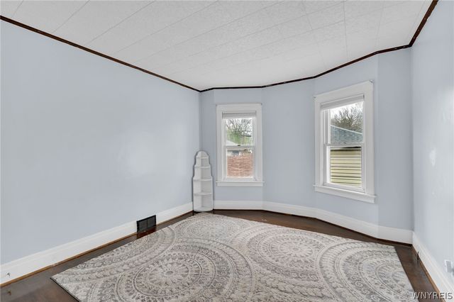 102 Saranac Avenue, Buffalo, NY 14216
