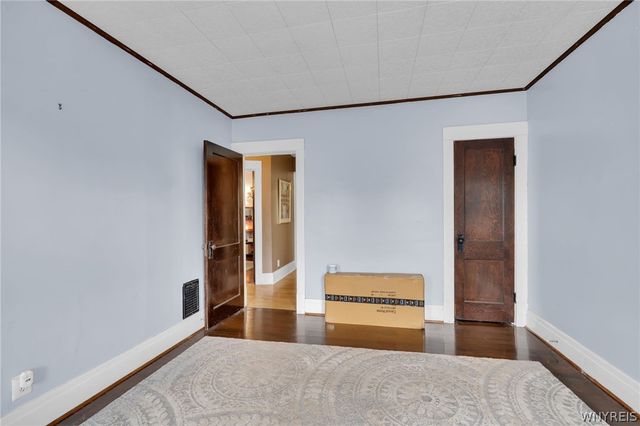 102 Saranac Avenue, Buffalo, NY 14216