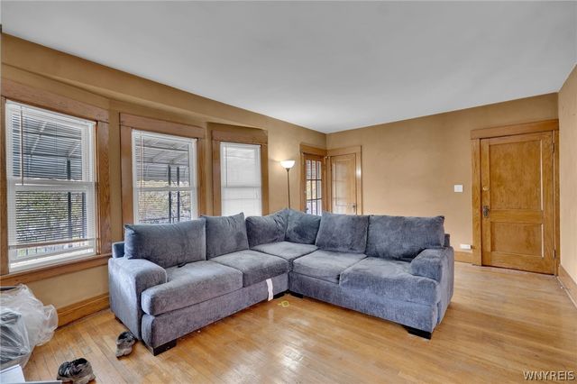 102 Saranac Avenue, Buffalo, NY 14216