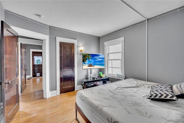 102 Saranac Avenue, Buffalo, NY 14216