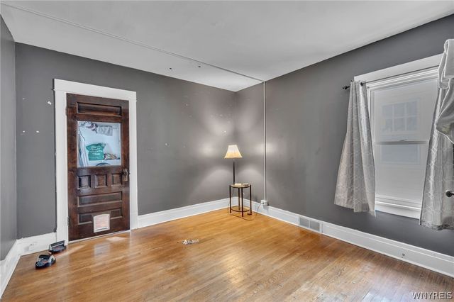 102 Saranac Avenue, Buffalo, NY 14216