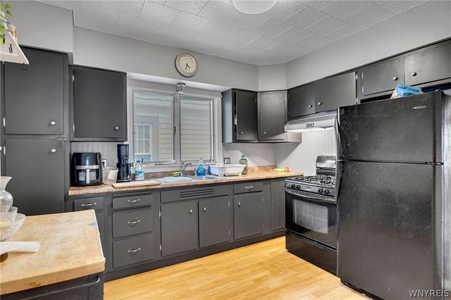 102 Saranac Avenue, Buffalo, NY 14216