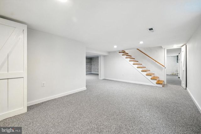 6 CHARLES ST, Luray, VA 22835