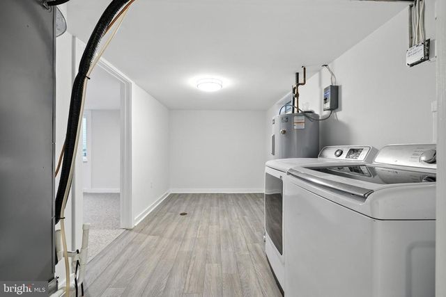 6 CHARLES ST, Luray, VA 22835