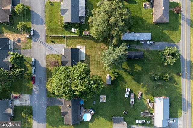 6 CHARLES ST, Luray, VA 22835