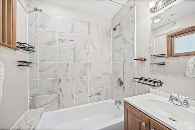 1837 Summit Drive, West Lafayette, IN 47906