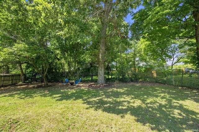 1837 Summit Drive, West Lafayette, IN 47906