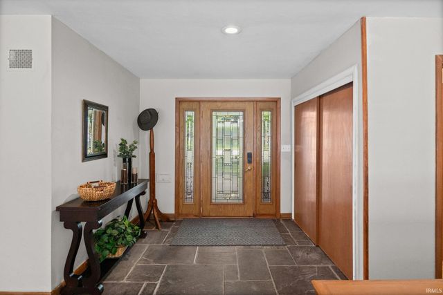 1837 Summit Drive, West Lafayette, IN 47906