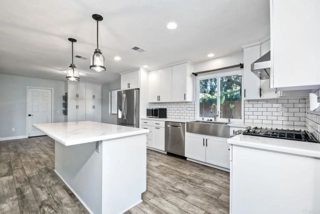 931 La Rue, Fallbrook, CA 92028