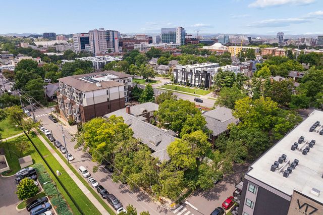 1711 18th Ave S Apt A3, Nashville, TN 37212
