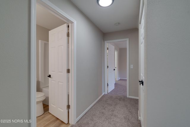 2014 Inglewood Road, Holland, OH 43528