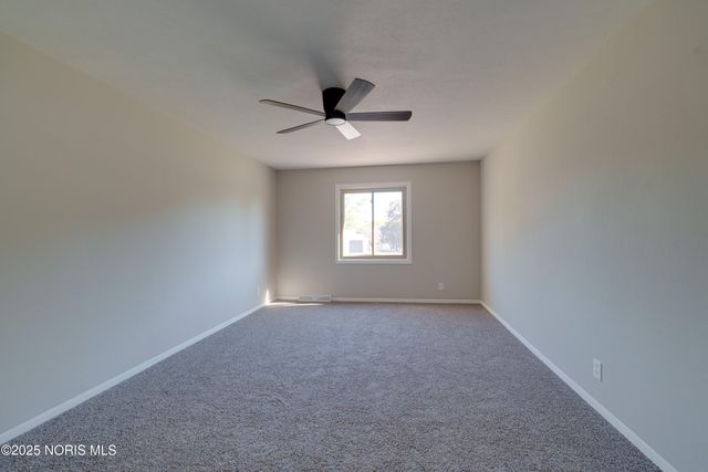 2014 Inglewood Road, Holland, OH 43528