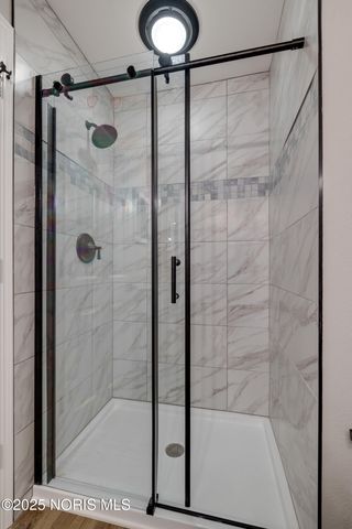 2014 Inglewood Road, Holland, OH 43528