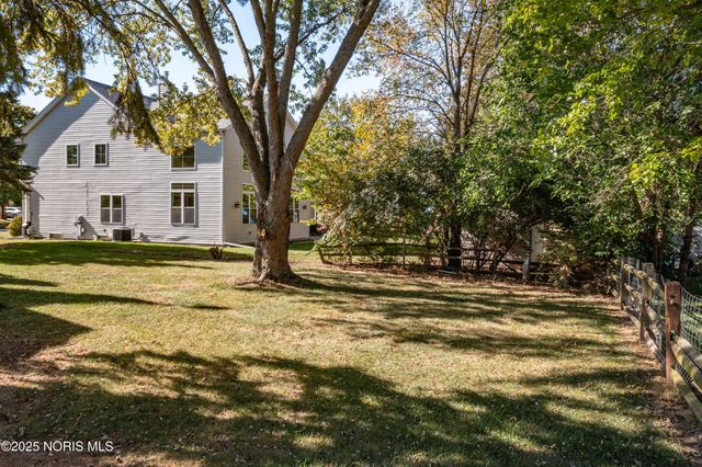 2014 Inglewood Road, Holland, OH 43528