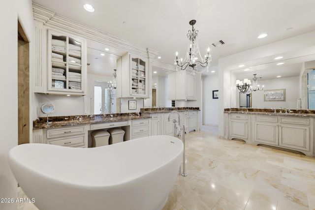 7035 E Berneil Drive, Paradise Valley, AZ 85253