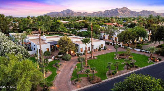 7035 E Berneil Drive, Paradise Valley, AZ 85253