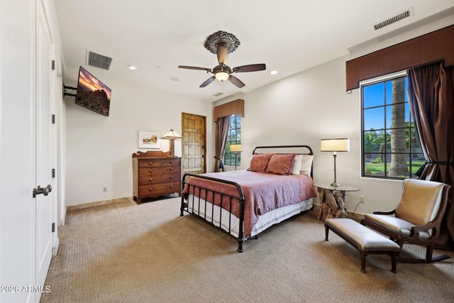 7035 E Berneil Drive, Paradise Valley, AZ 85253