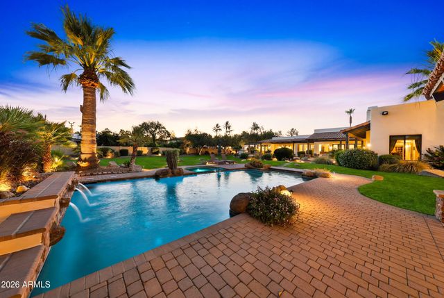 7035 E Berneil Drive, Paradise Valley, AZ 85253